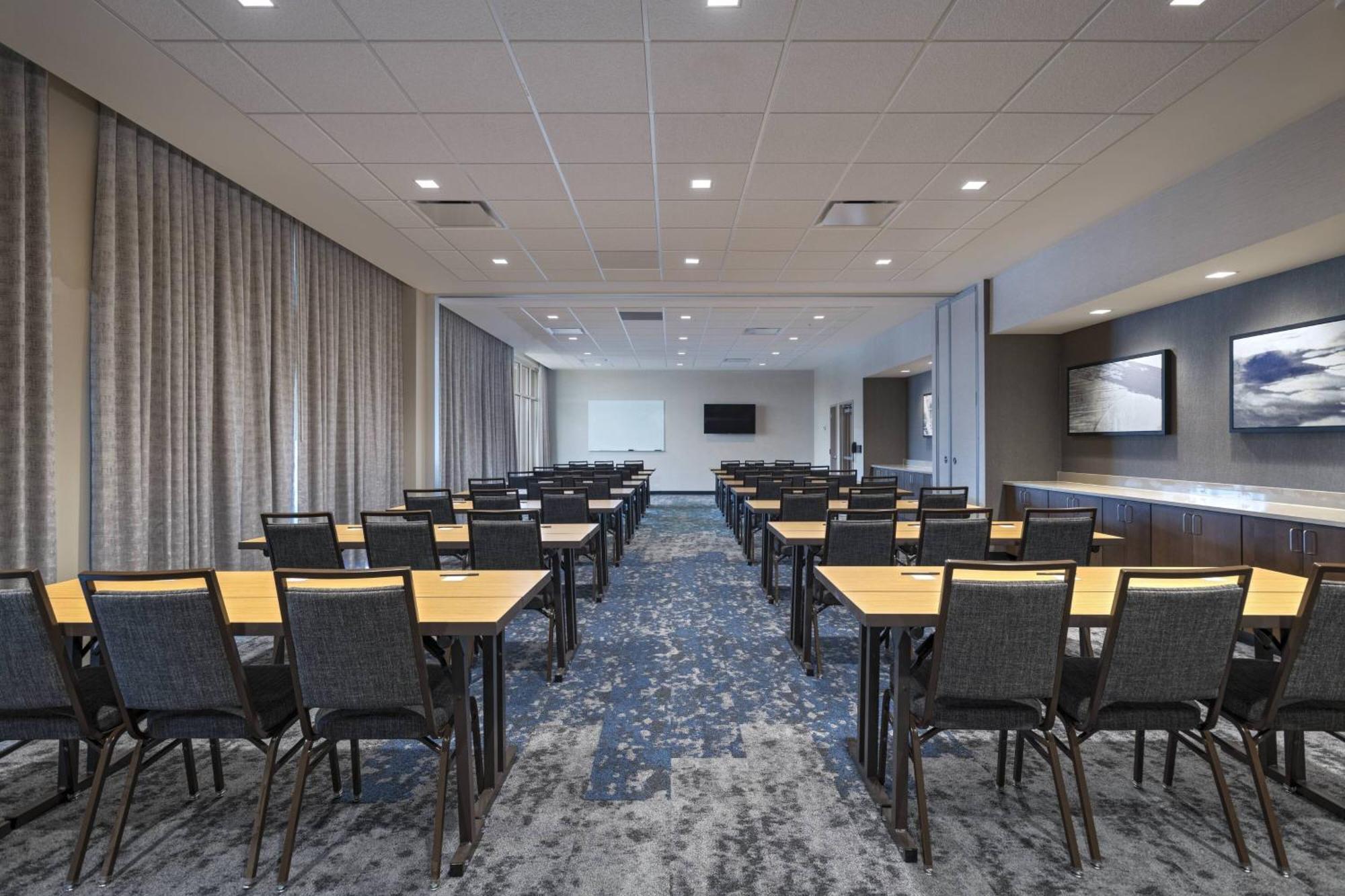 Courtyard St. Louis Brentwood Ξενοδοχείο Richmond Heights Εξωτερικό φωτογραφία
